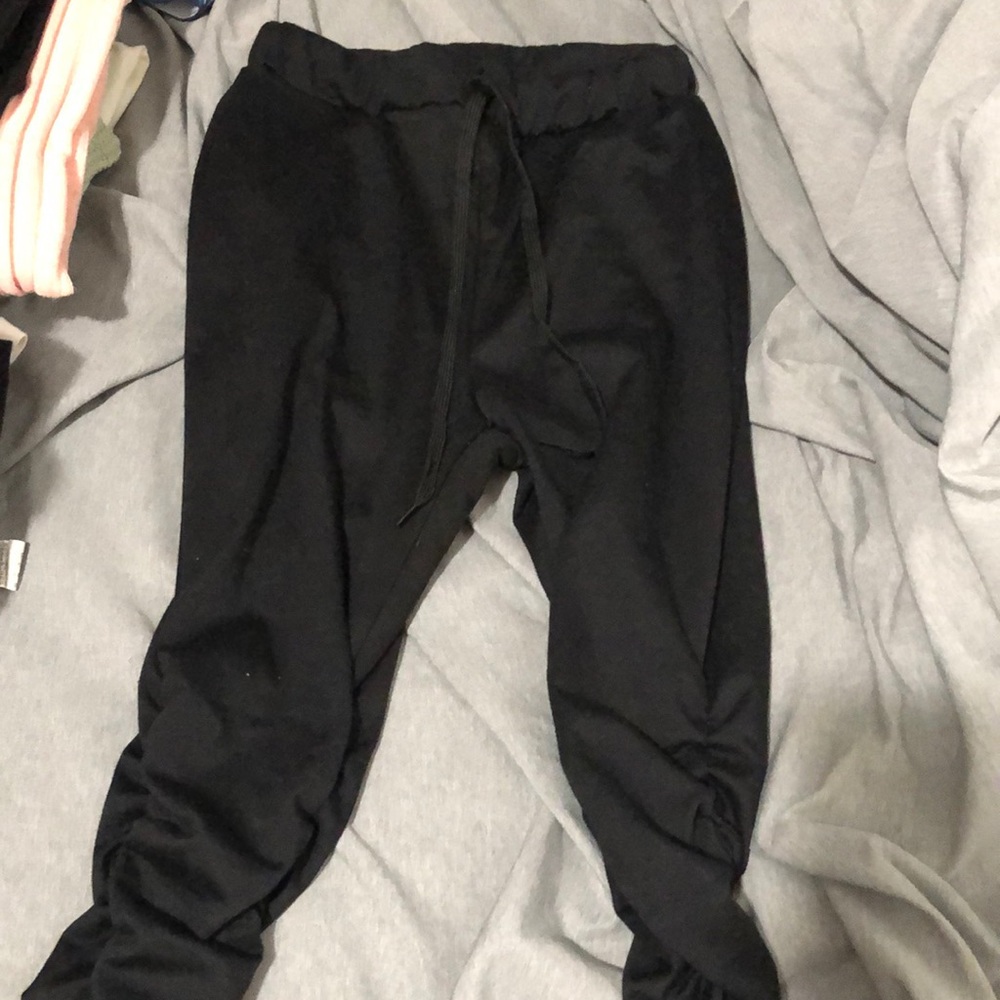 Ruffle sweats. Great for the cold